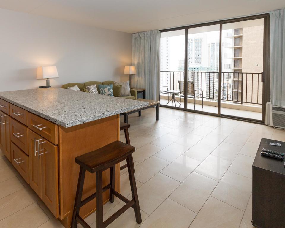 Waikiki Banyan Tower 1 Suite 2210 호놀룰루 외부 사진